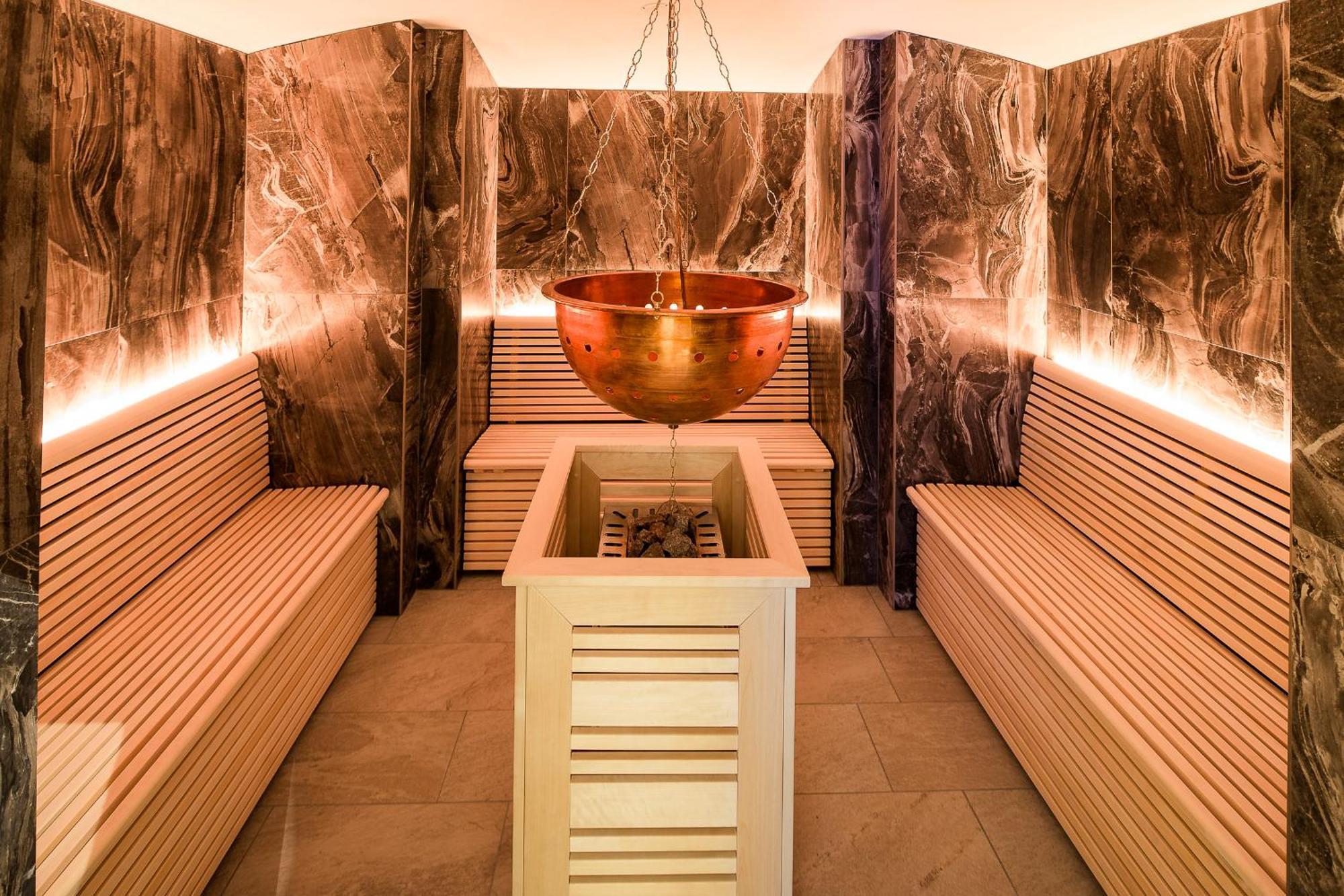 Hotel Cristal オベレッジェン エクステリア 写真